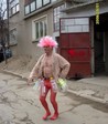 Диедему одел, пустые бутылки.. и можно в будуар! )