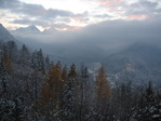 Вид на замок вечером