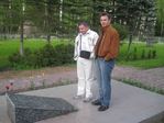 Надо мусору тоже своять такой мемориал.