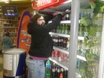 И хде охрана когда крокодилы штурмуют прилавки
