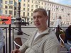 сытый и довольный