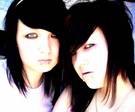 06_emo_girls