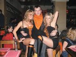 Тож какой то клуб)