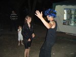 попрошайничая...