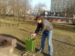Прячу водку =) Чтоб врагам не досталося =)