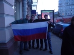 Довольные победой нашей сборной)