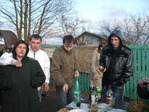 Справа Zmey vbg ругаеца, что пьяный PSI_OPS утопил в кока-коле его мобилу =)