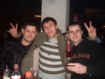 в караокебаре) с кентами