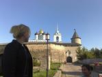 Наш экскурсовод -  не чета остальным!