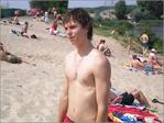 15 лет на фотке. Сейчас 19. Почти не изменился.