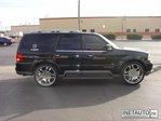 1217697127_pics-max-2082-164361-lincoln-navigator.