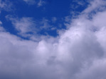 И кукурузники в небе летают =)