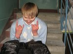 побелкой суко испачкался
