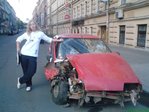 Супер-тачка)))Блондинка была за рулем)