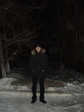 Я возле подьезда.
