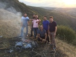 мясо заканчивается вот думаем кого резать)))