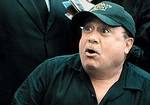 20070729204631_35-devito
