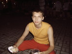 хы-хы!! кущию)) шаурма с пивом такая тееема)) правда я её дома наелся))но наверное соскучился просто!! =))