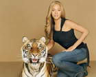 u7816_4311_Beyonce_and_a_Tiger