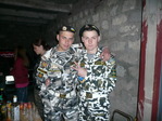 Младшой,сцука )